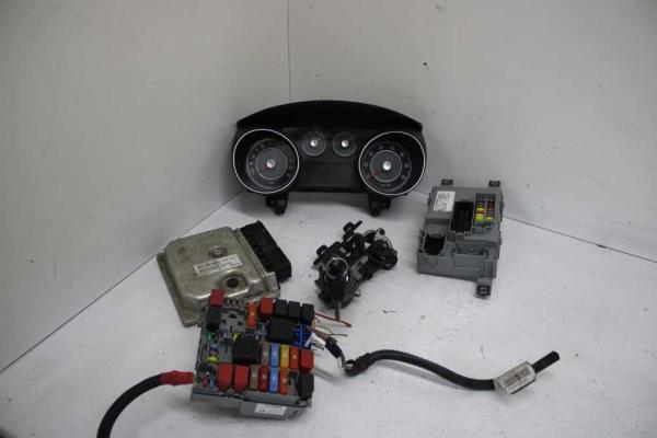 BOITIER COMPLET FIAT GRANDE PUNTO 1.3JTD EURO 5 - Vue 1